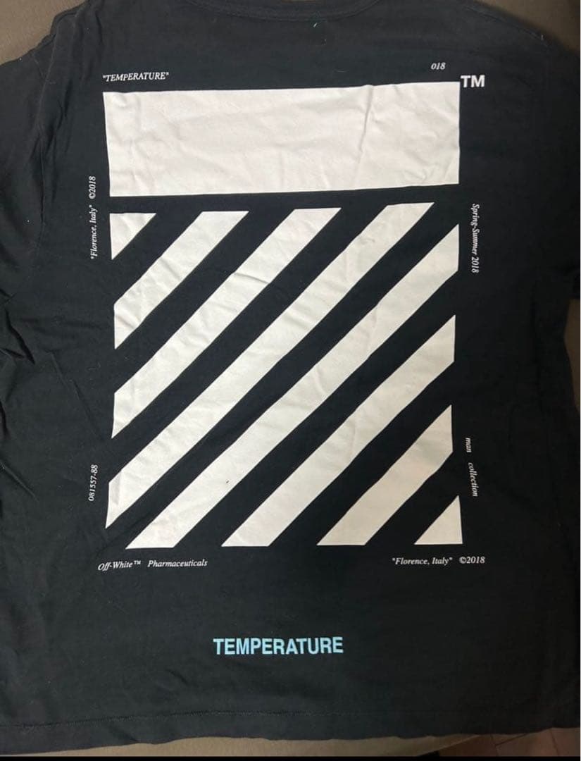 OFF whiteグラフィック Tシャツ 2枚セット MとL