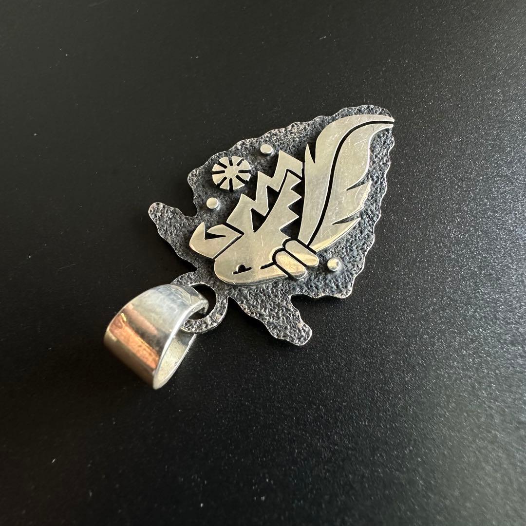 HOPI族　Gary & Elsie Yoyokie イーグル ペンダントトップ