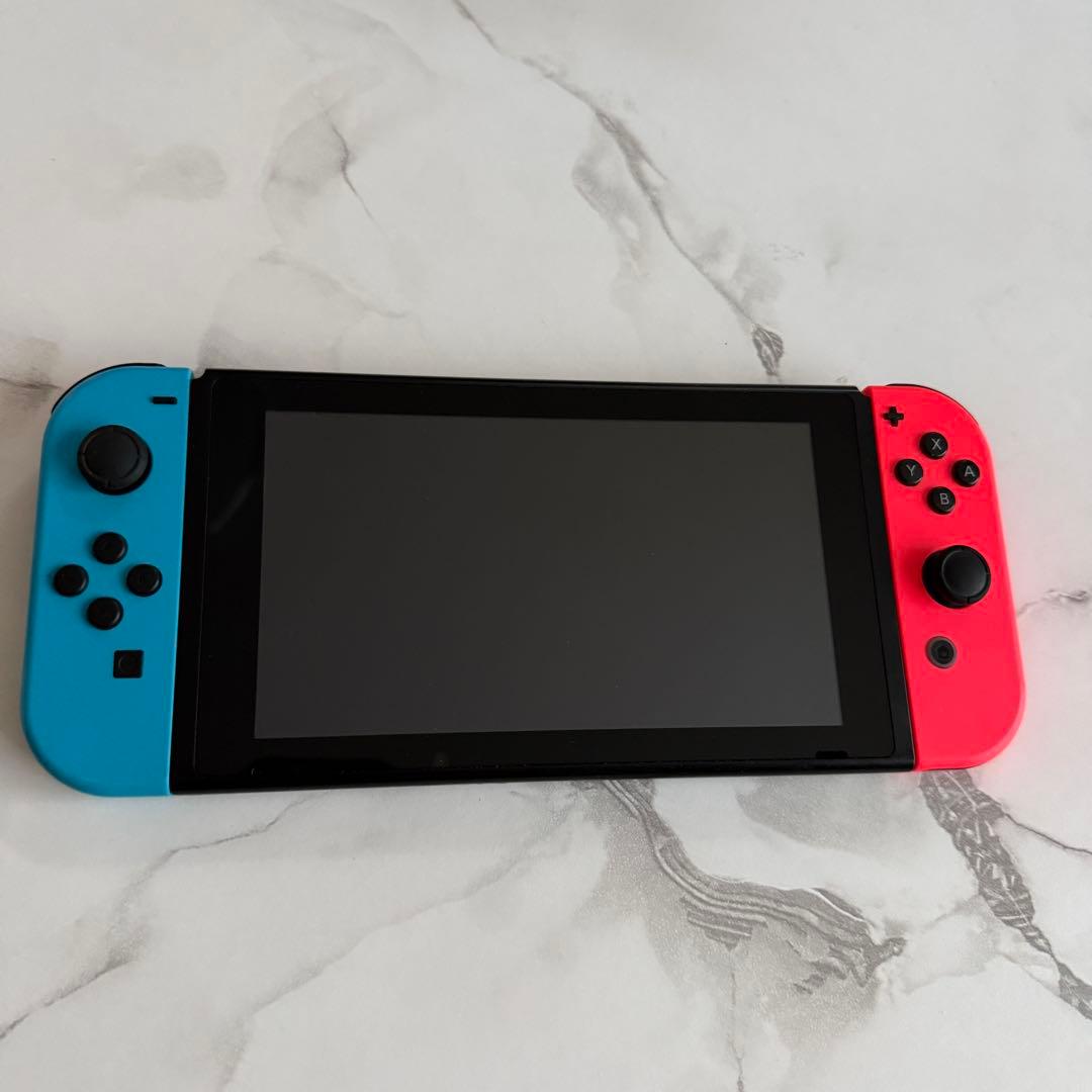 週末値下げ中　Nintendo Switch 本体 青/赤 オレンジ紫追加