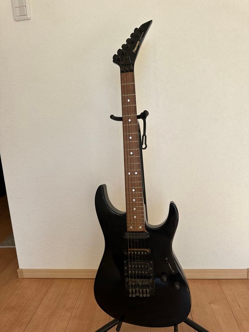 Ibanez ブラックエレキギター