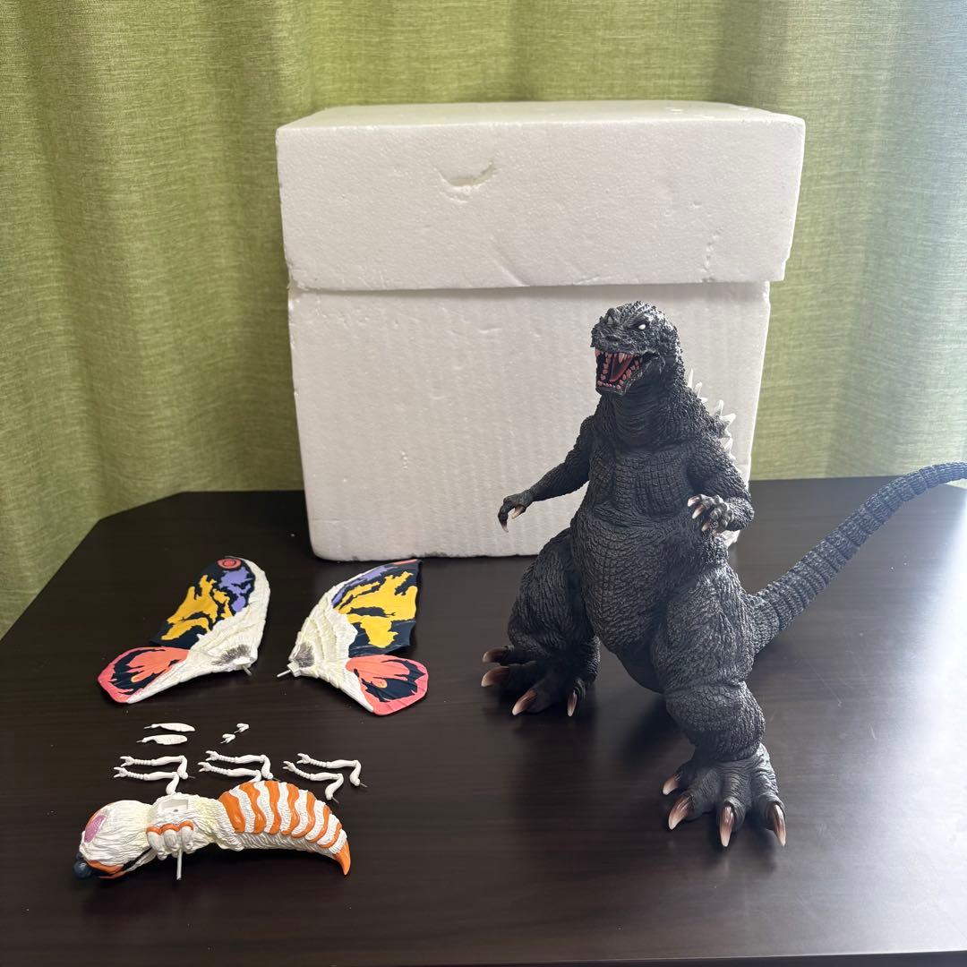 WF2011冬限定　モンスターメーカー28 ゴジラ 2001 横浜決戦　丹羽俊介