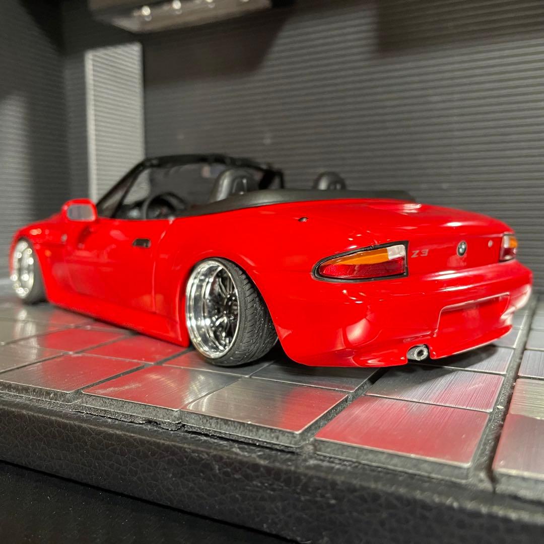 UTモデル 1/18 BMW Z3 ロードスター（カスタム仕様)