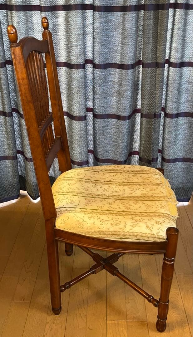 リンホーリン椅子　④