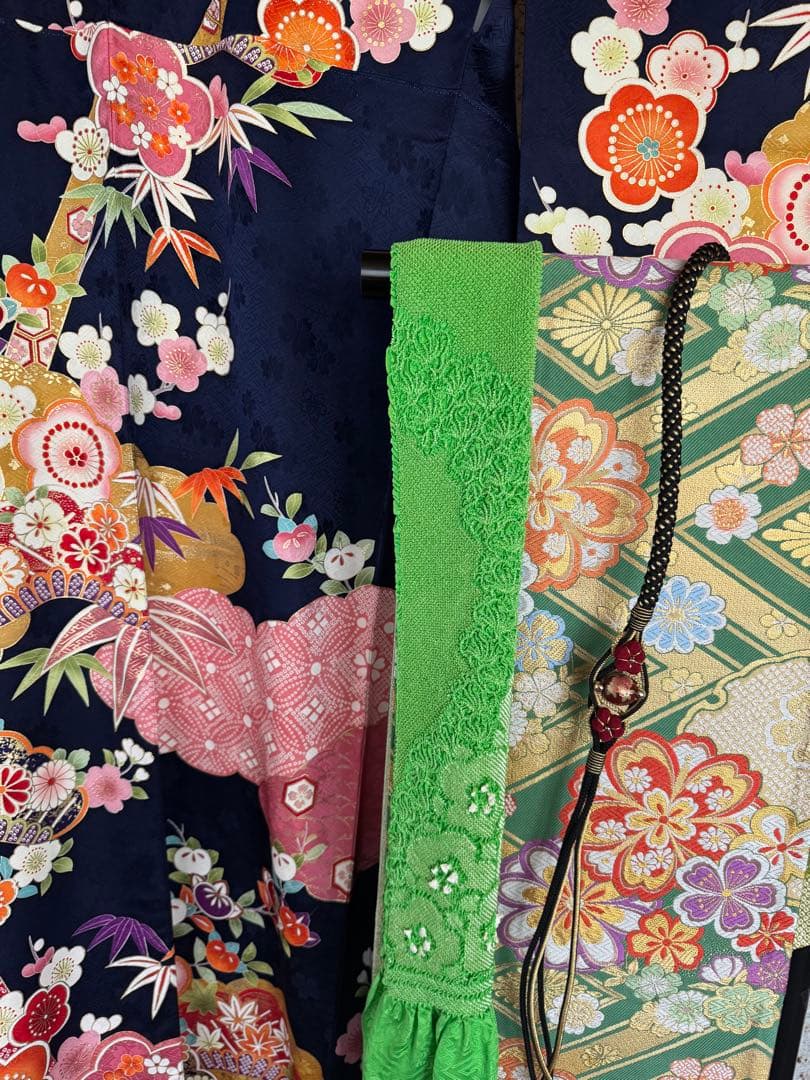 専用です　4点セットLサイズ松竹梅に牡丹菊模様刺繍振袖(684)