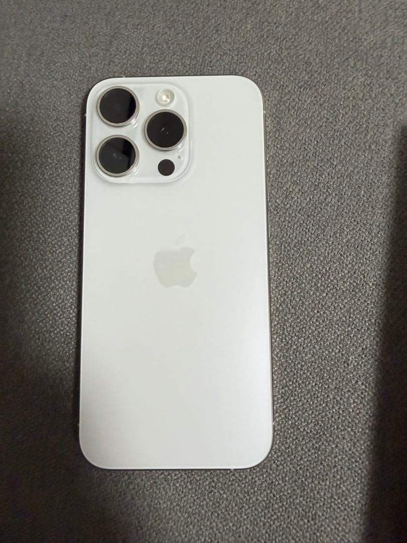 めるめんさん専用Apple iPhone 15プロ　512GB