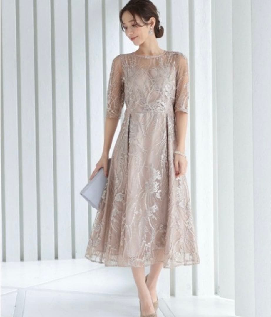 ベージュ レース パーティードレス 半袖 膝丈