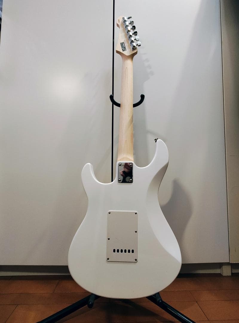 YAMAHA PACIFICA012 エレキギター ホワイト