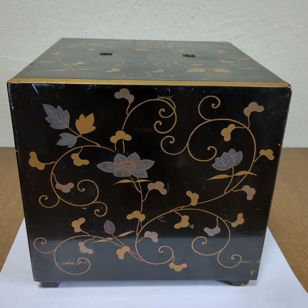 漆鏡箱　鉄線紋様　漆塗り小引き出し　レトロ