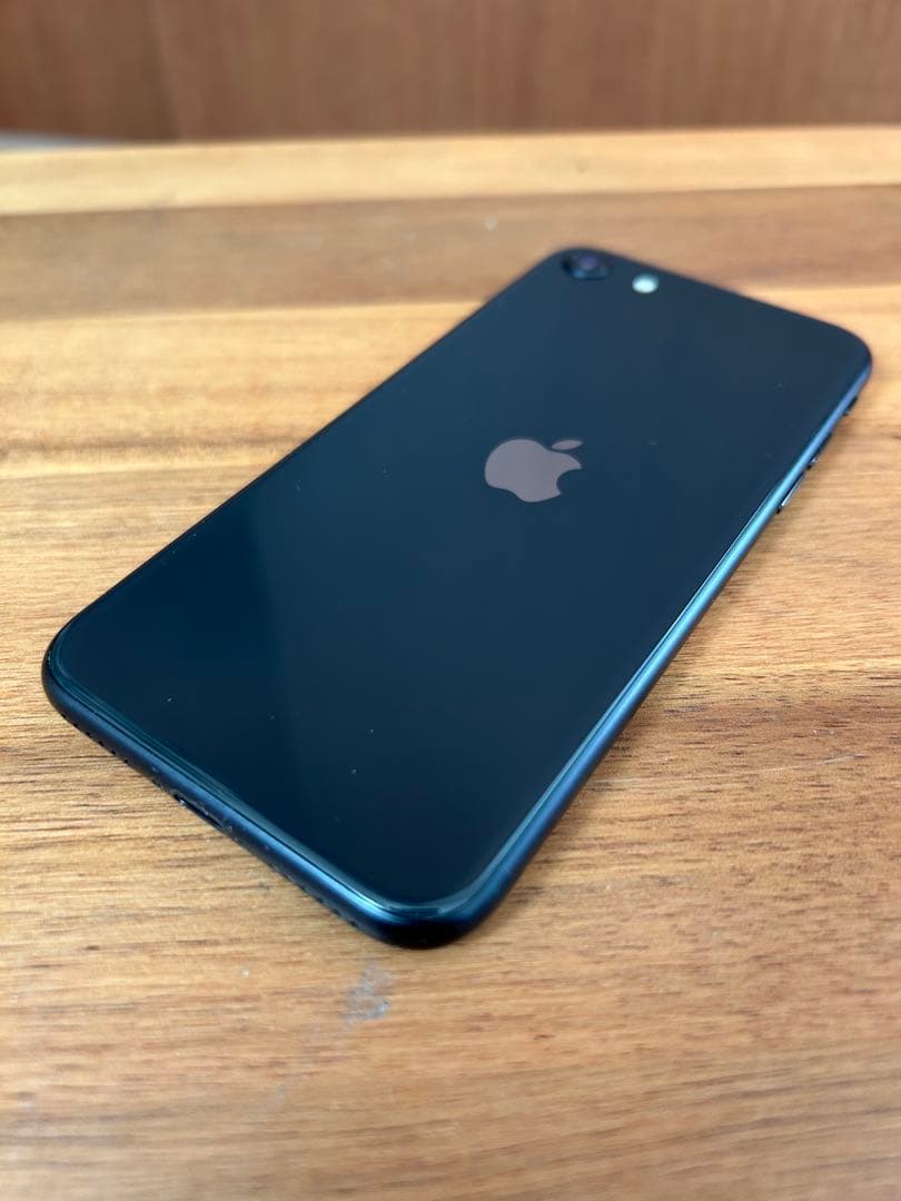 iPhone SE 第2世代 64GB