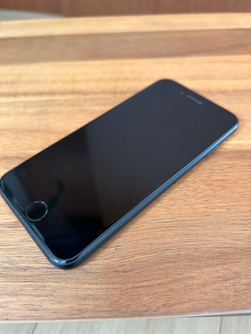 iPhone SE 第2世代 64GB