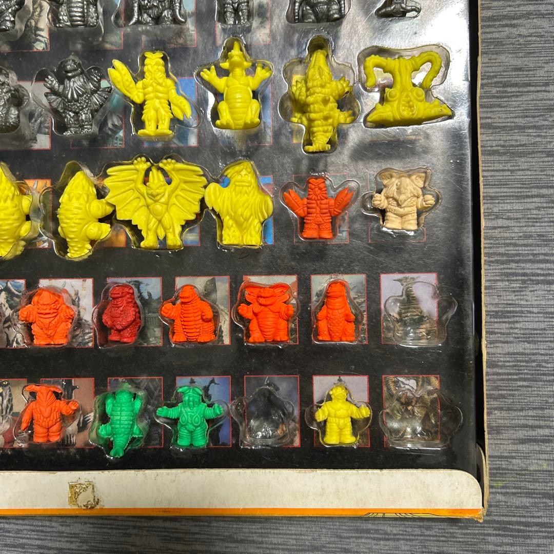 ウルトラマン怪獣コレクション112 レトロ　フィギュア　欠品あり