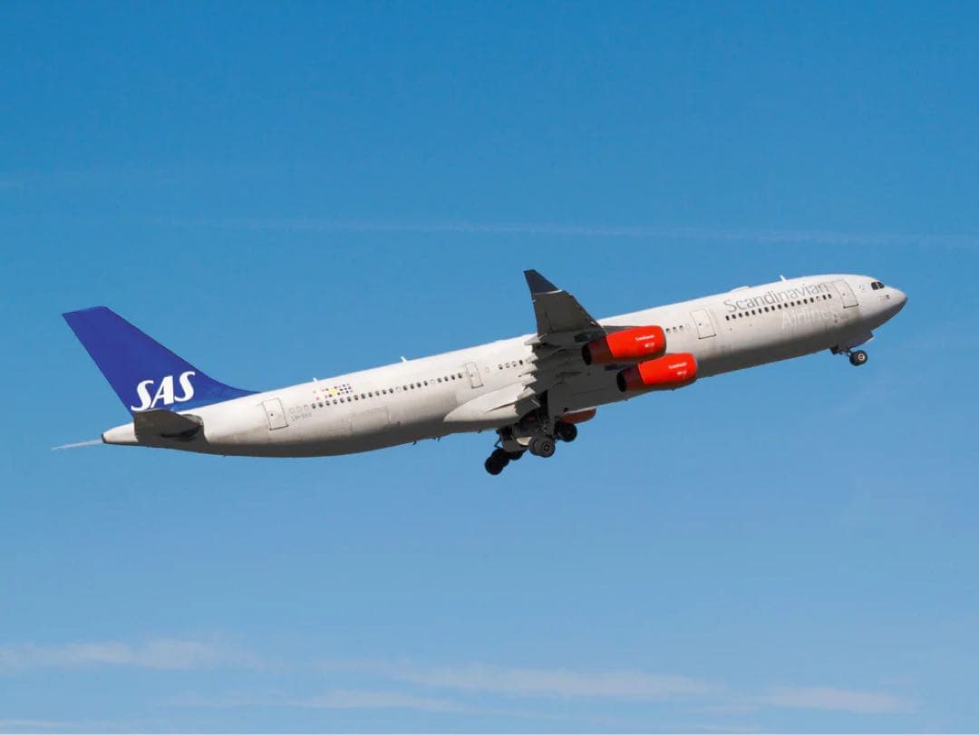 SK SAS航空 Airlinertags A340-313 3等分コンビ色