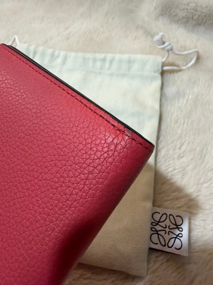 よ　ロエベ財布