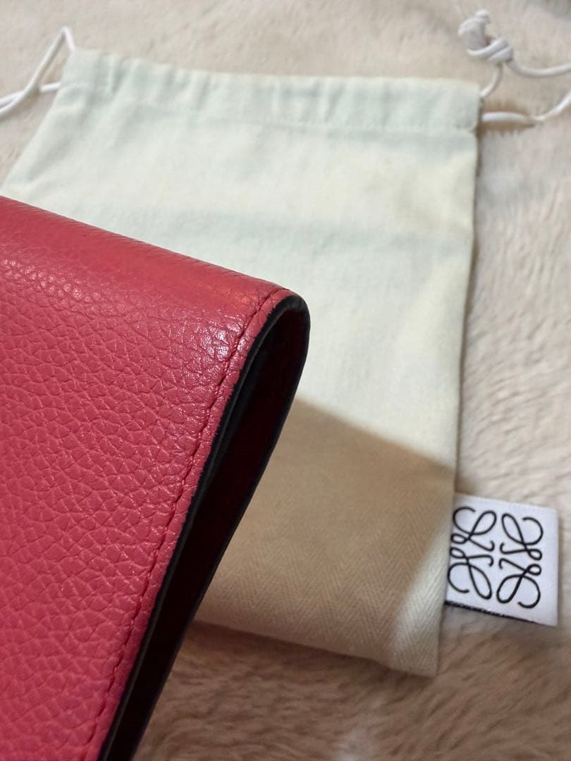 よ　ロエベ財布