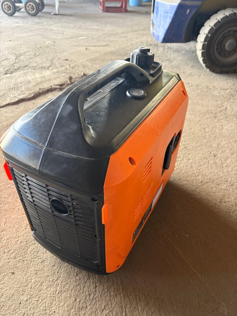 インバーター発電機　220V 50HZ 3500W 農業ドローンなどに