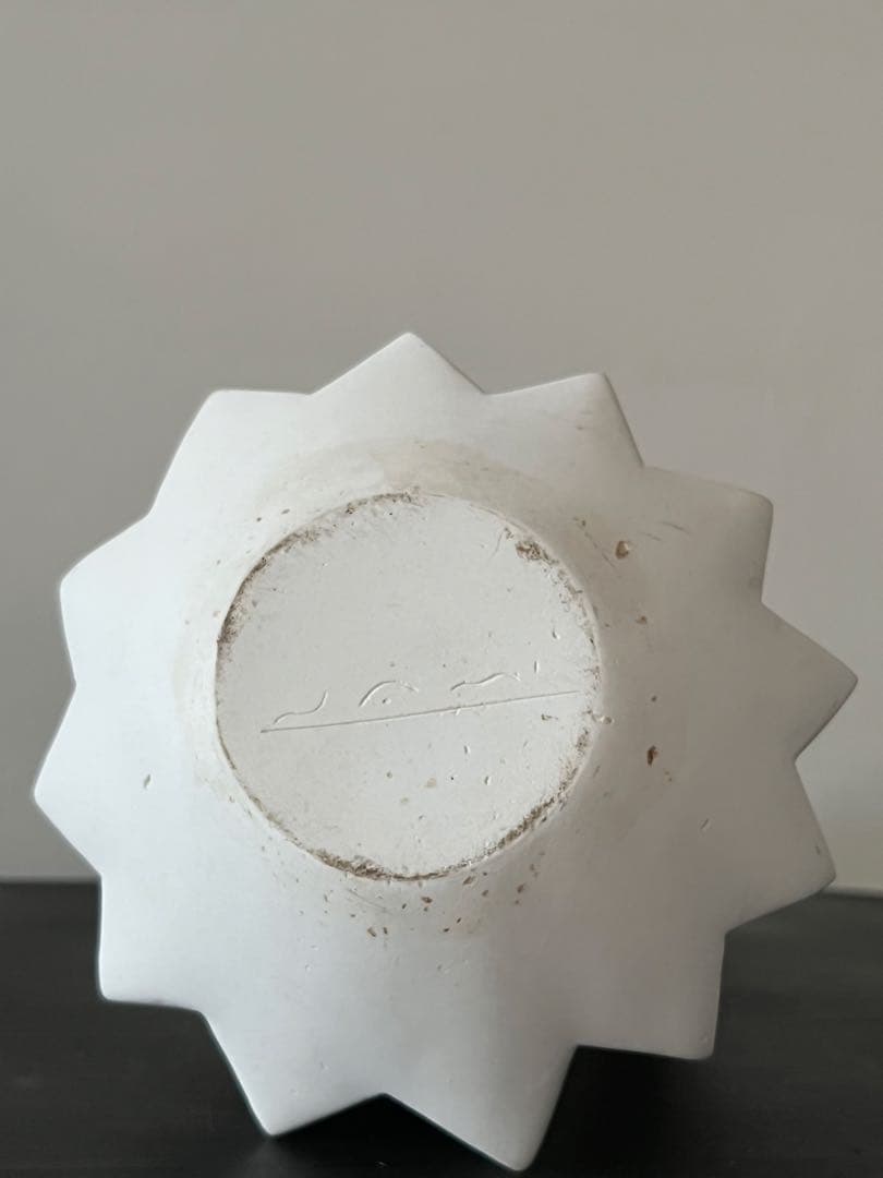 高橋奈己 『 白磁花入 』H.330 x W.170mm／花器オブジェ人気陶芸家