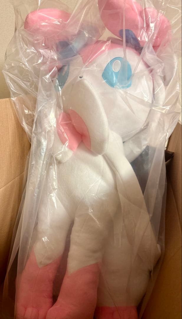 ポケモンセンター ニンフィア 等身大 ぬいぐるみ