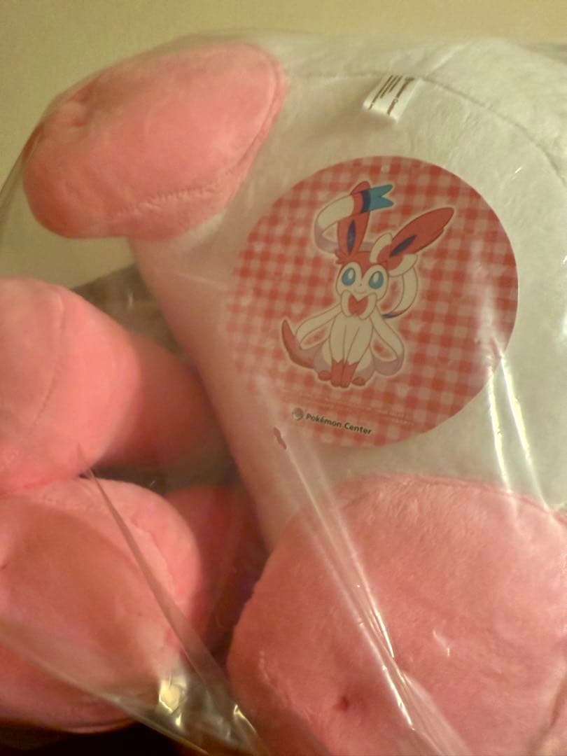 ポケモンセンター ニンフィア 等身大 ぬいぐるみ