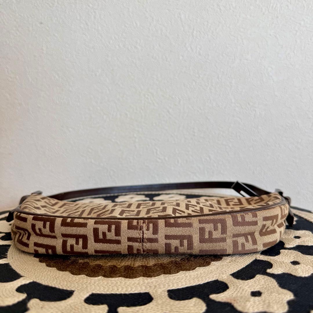 Fendi FFロゴショルダーバッグ ブラウン