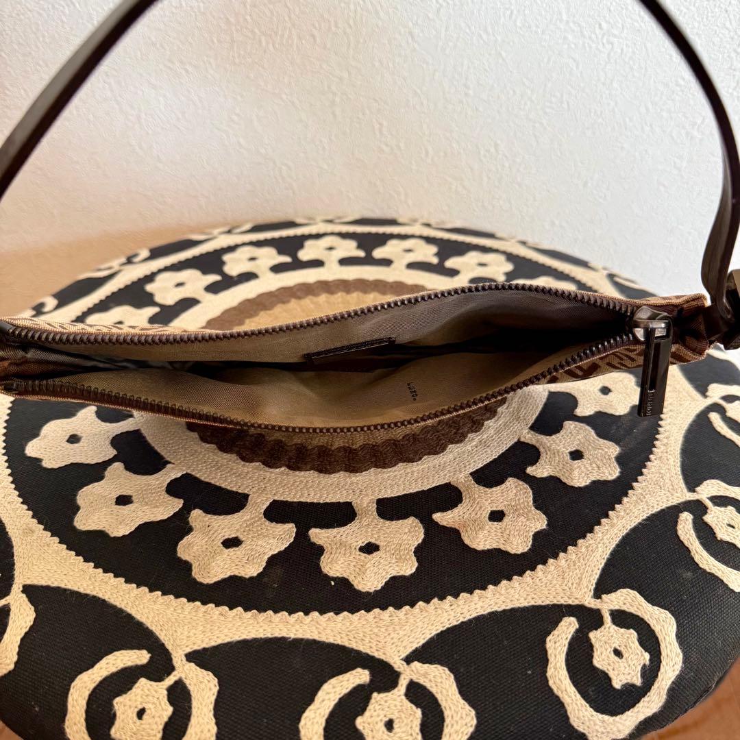 Fendi FFロゴショルダーバッグ ブラウン