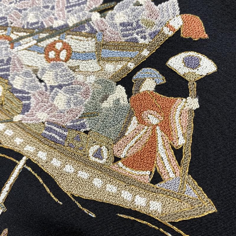 508mo43●豪華 総刺繍 相良刺繍 黒留袖 船 合戦 扇的 平家物語 希少柄