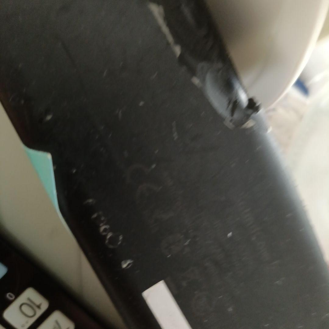 モニターの欠片