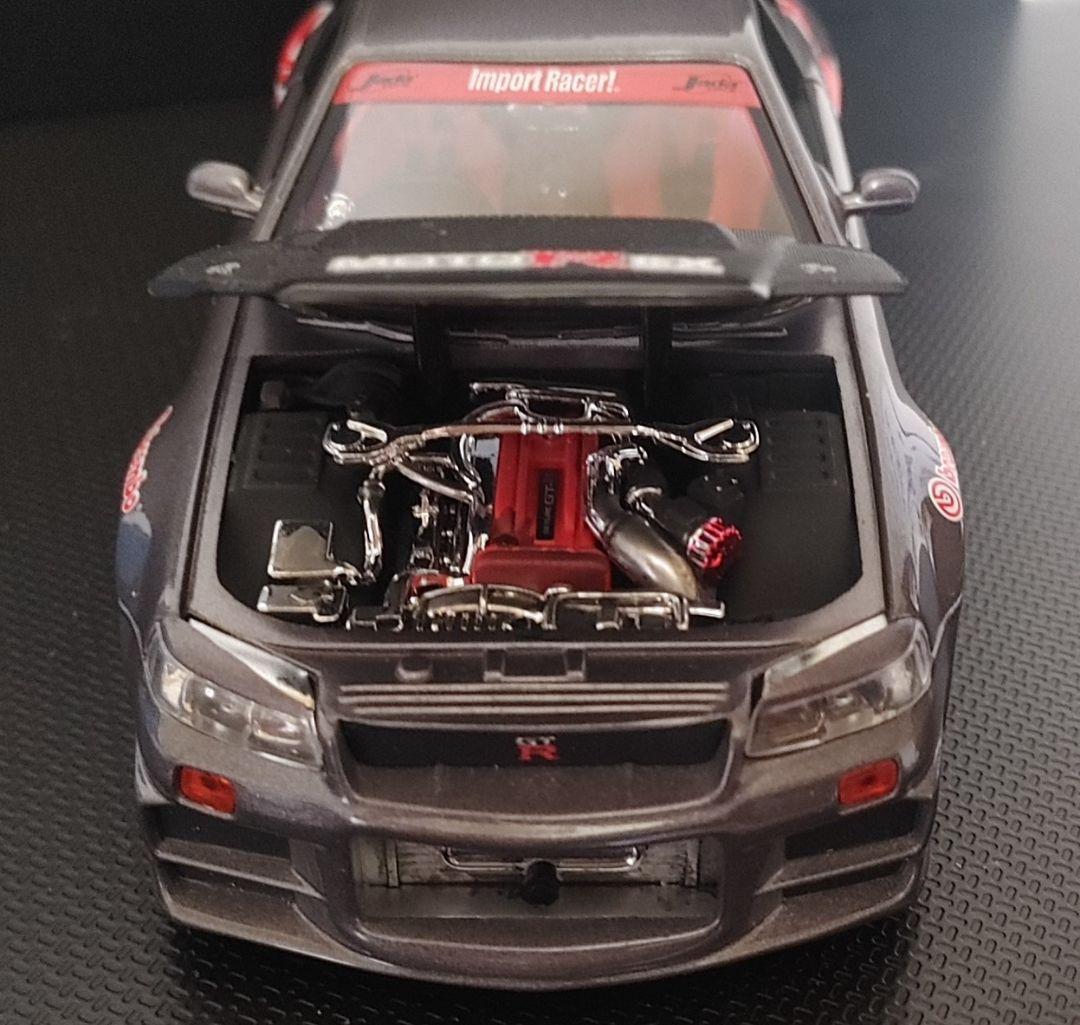 Nissan Skyline (R34) 1:24 ミニカー