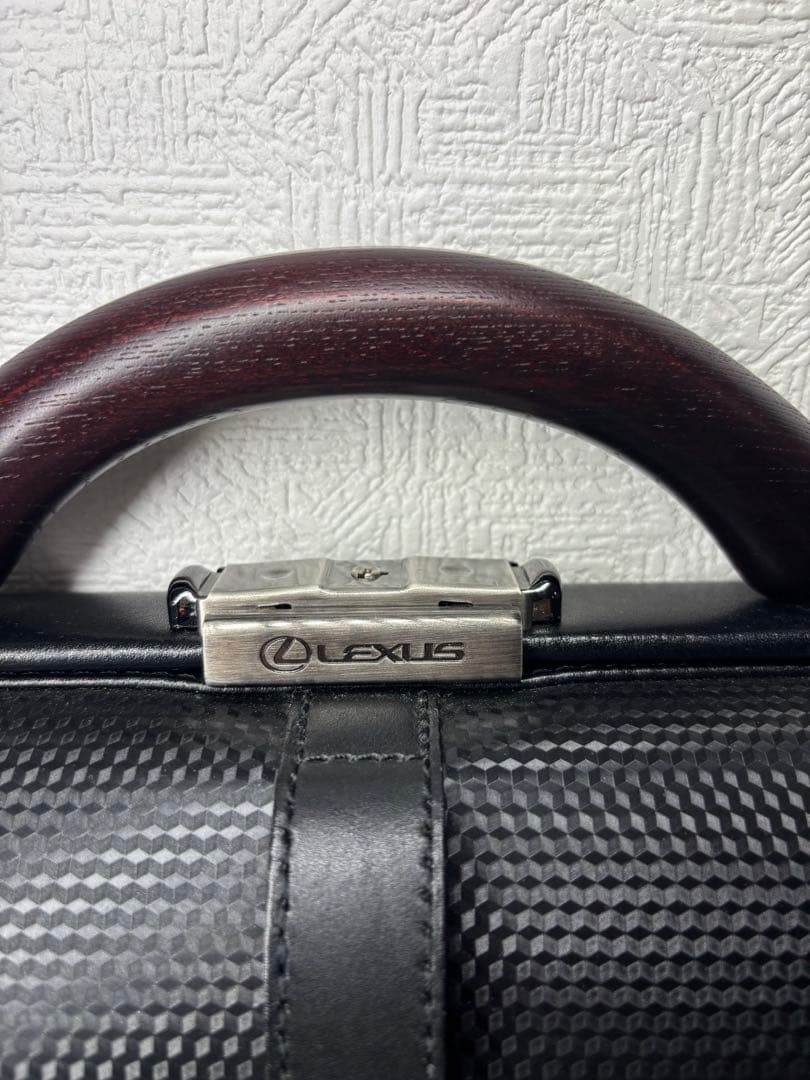 アートフィアー　レクサスコラボ　ダレスバッグ　鍵付き　限定品　LEXUS