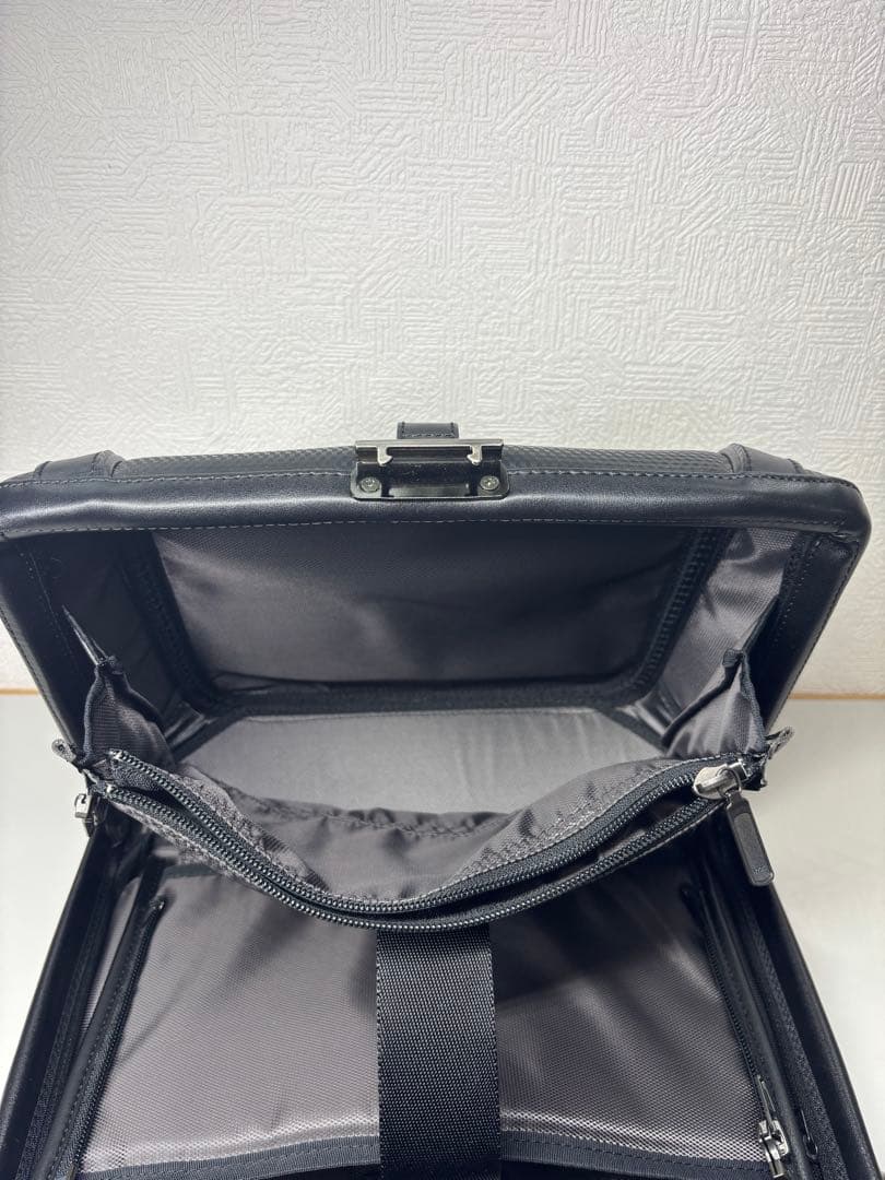 アートフィアー　レクサスコラボ　ダレスバッグ　鍵付き　限定品　LEXUS