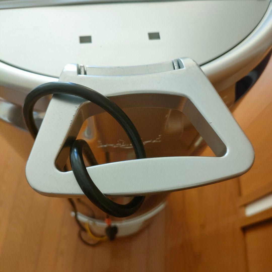 希少 レッドブル 缶型 冷蔵庫 送料込み RED BULL