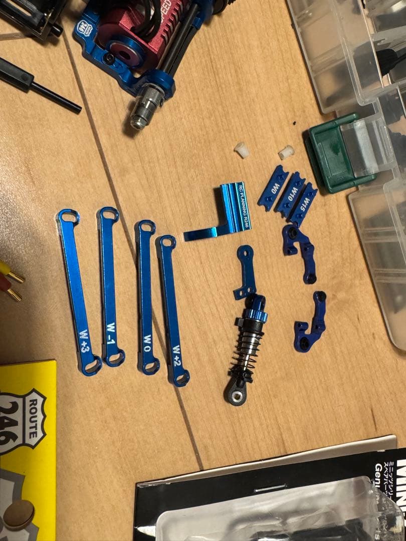 京商 MR-03 Evo W-MML 8500kv赤◆フルオプ◆アルミ、付属多数