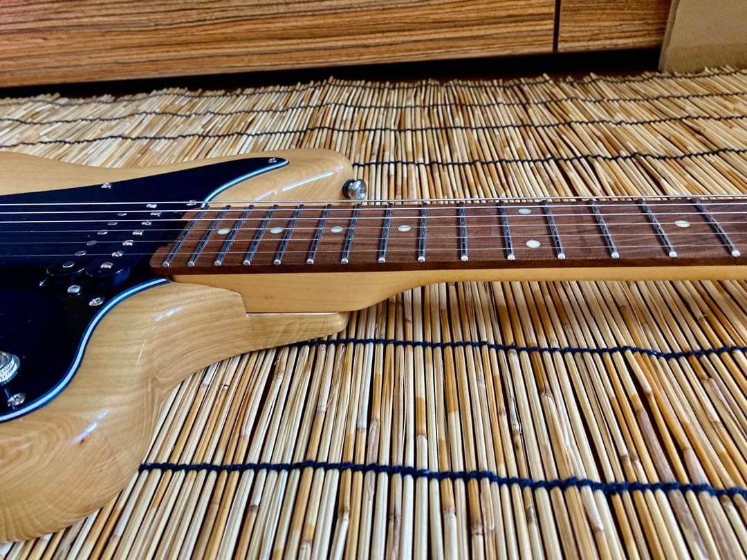 ☆新年値下☆美品珍品☆杢目奇麗Grassroots製ジャズマスターに新機能搭載