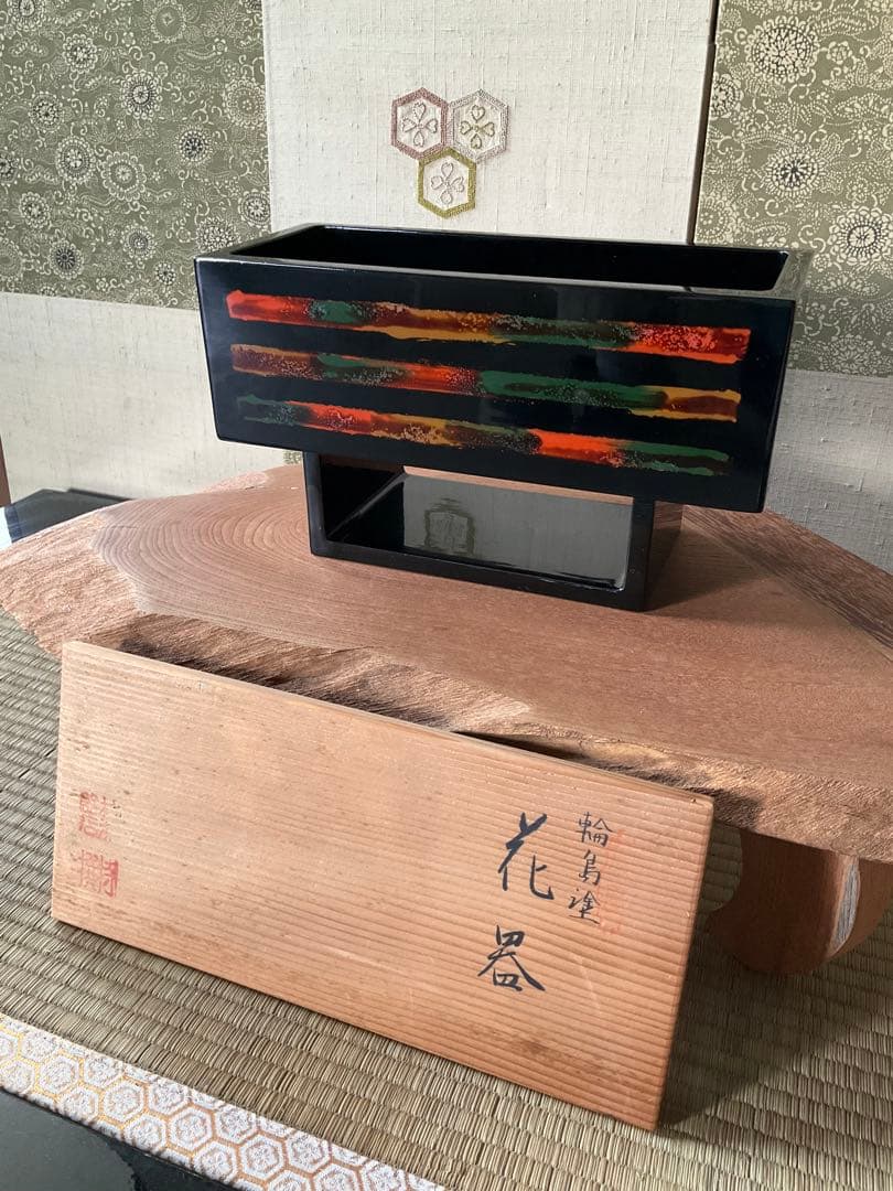 輪島塗　花器　脚付き花器　フラワーベース　アンティーク