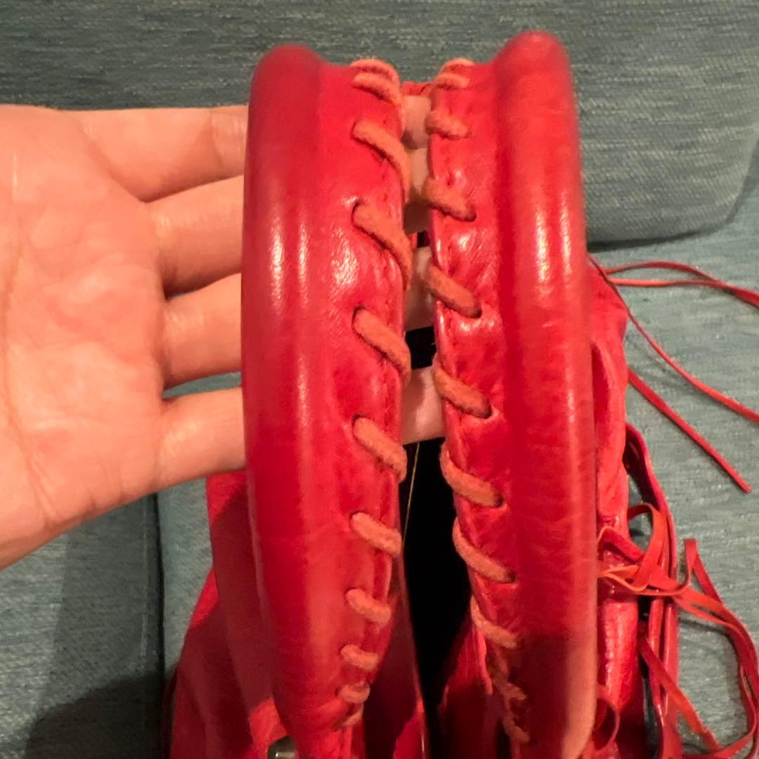 バレンシアガ　レザーショルダーバッグ レッド フリンジ付き