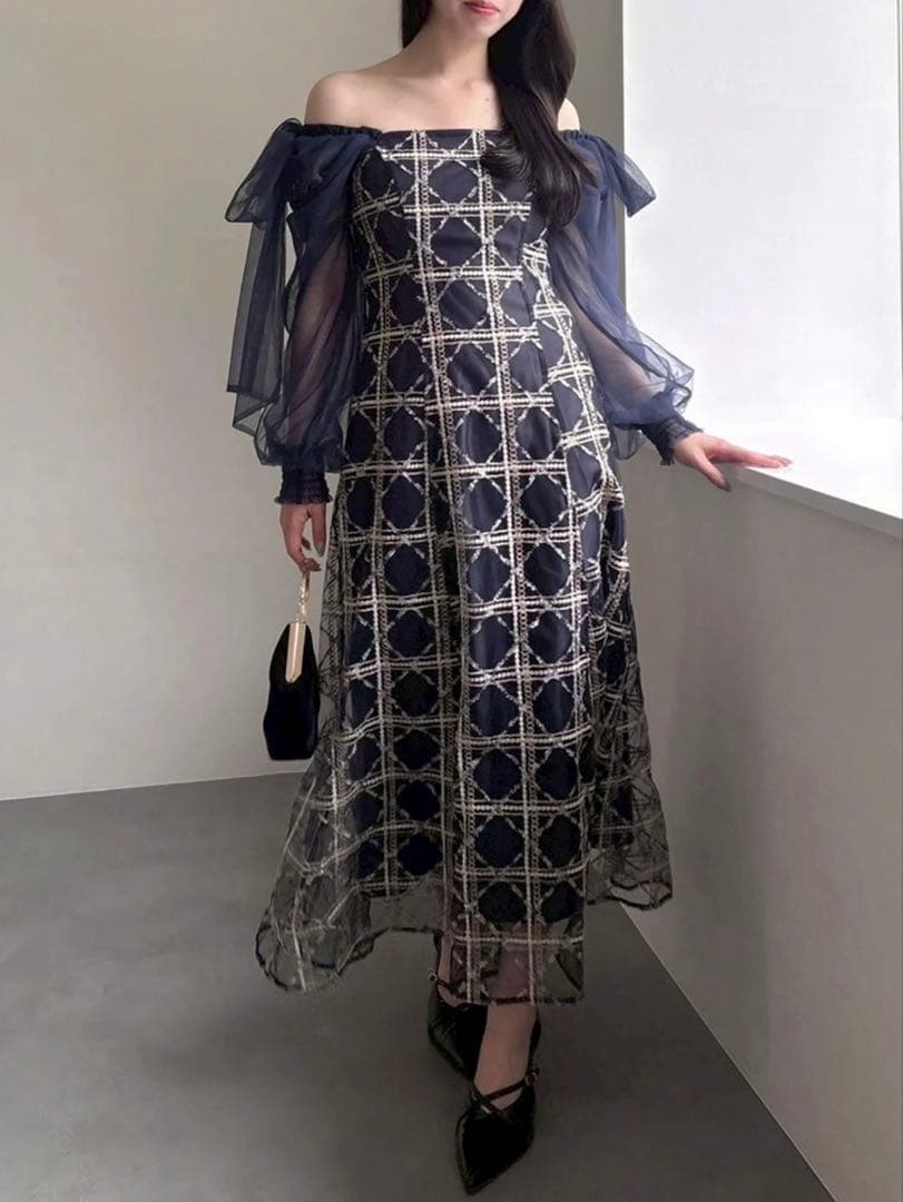 dazzlin レースリボンオフショルドレス ネイビー