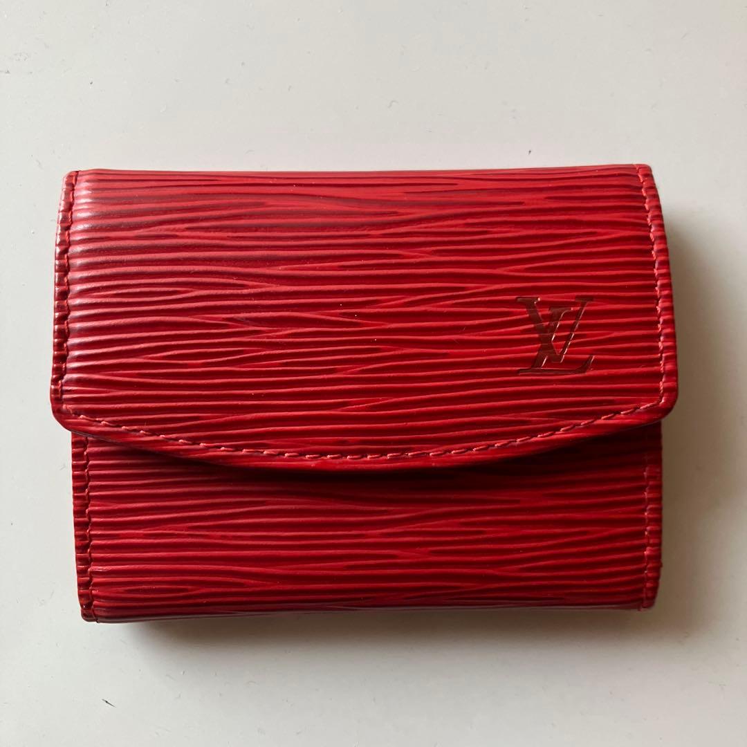 Louis Vuitton エピレザー 二つ折り財布 レッド
