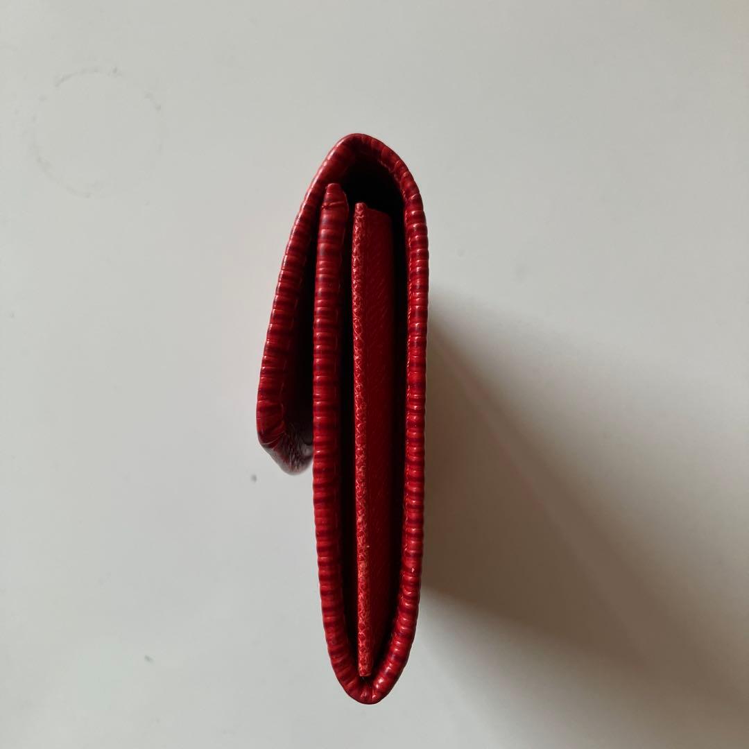 Louis Vuitton エピレザー 二つ折り財布 レッド