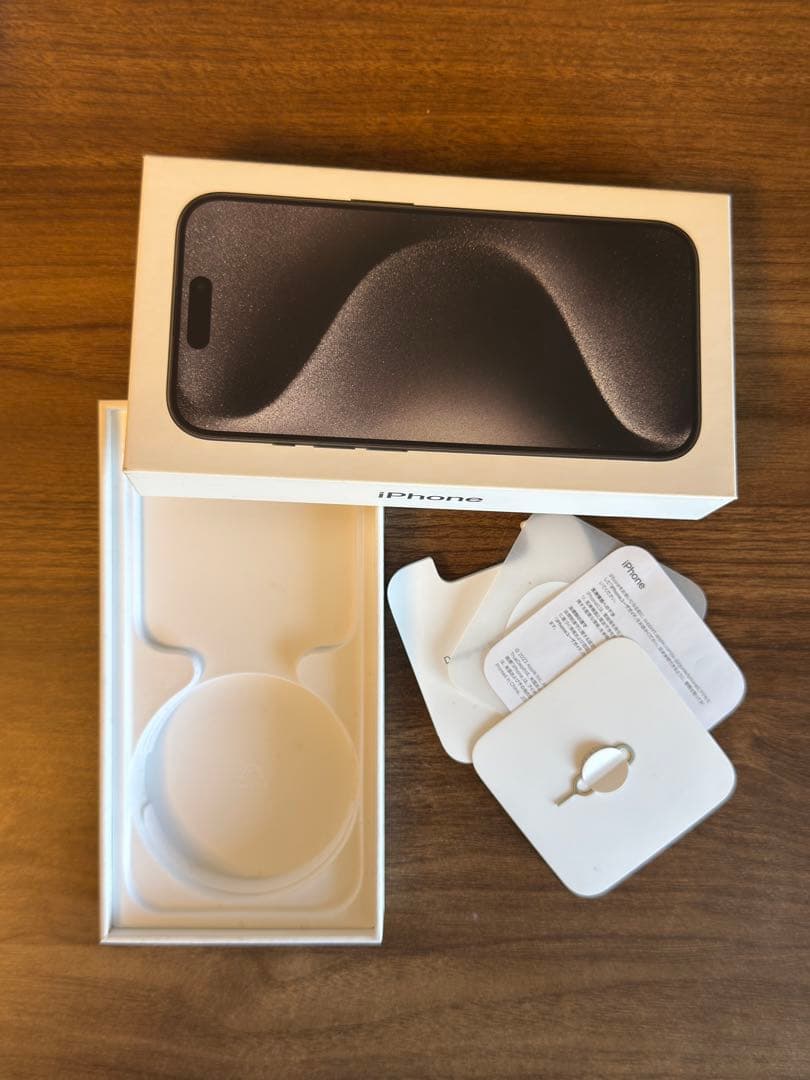 【最終値下げ】iPhone 15 Pro 256GB SIMフリー