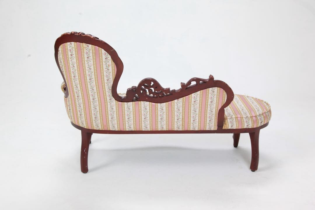ロココ調アンティーク装飾的なカウチ ピンクストライプ