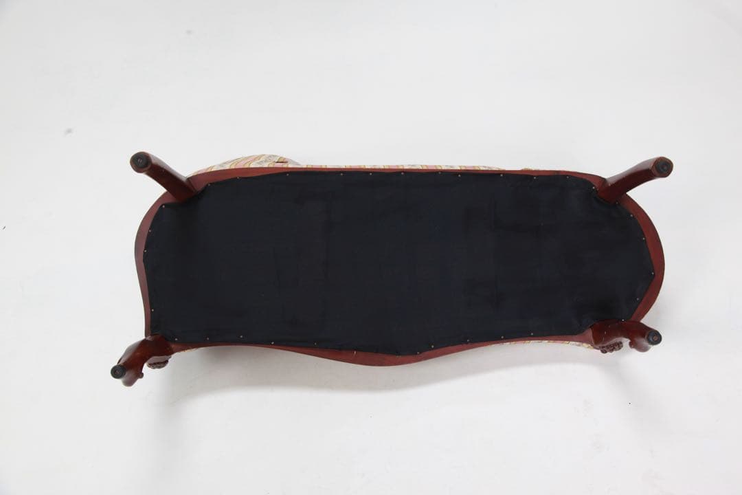 ロココ調アンティーク装飾的なカウチ ピンクストライプ