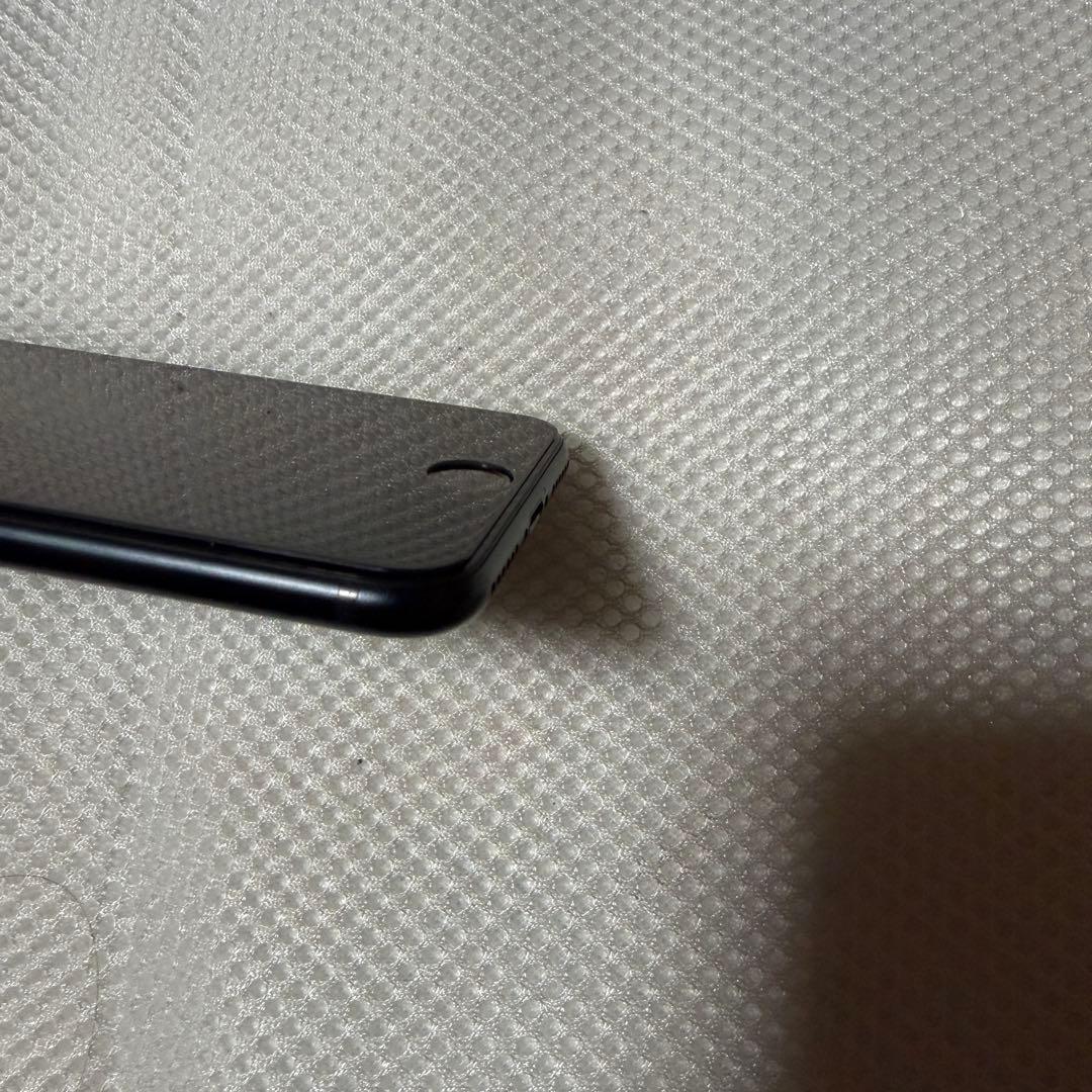 ⭐︎SIMフリー iPhoneSE 第3世代 128GB バッテリー100%