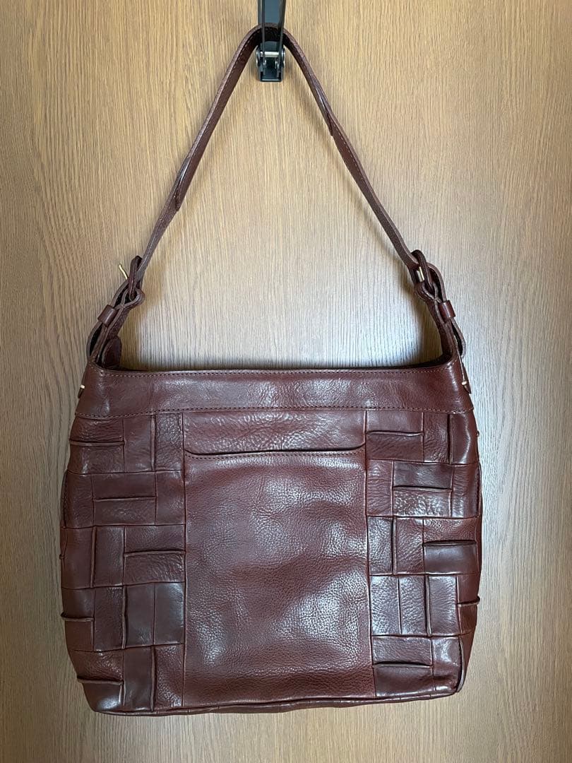 最終値下げ　genten Mattone レザー ショルダーバッグ