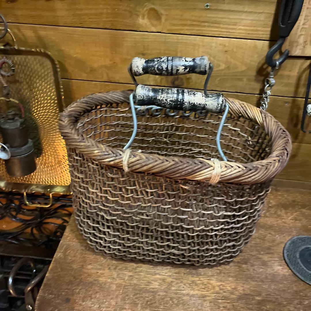 ヴィンテージ　アケビ籠
