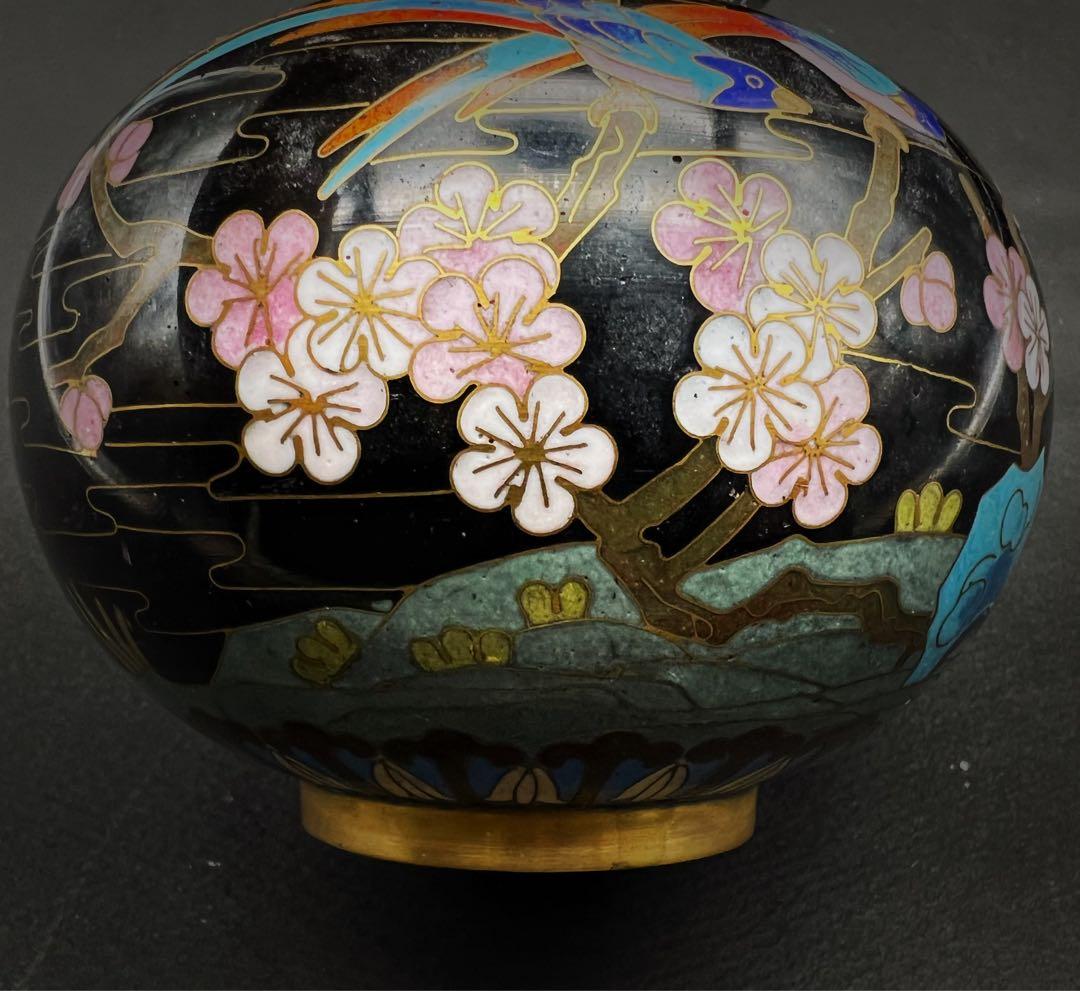 中國美術 古玩 景泰蓝 七宝焼　黒地花鳥蝶々紋様瓢箪　花器 京法造