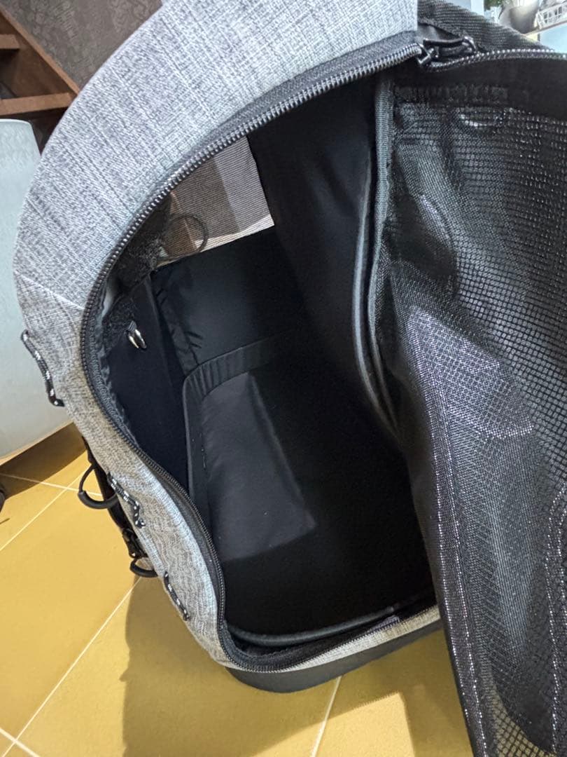美品　エアバギーバックパックワイド