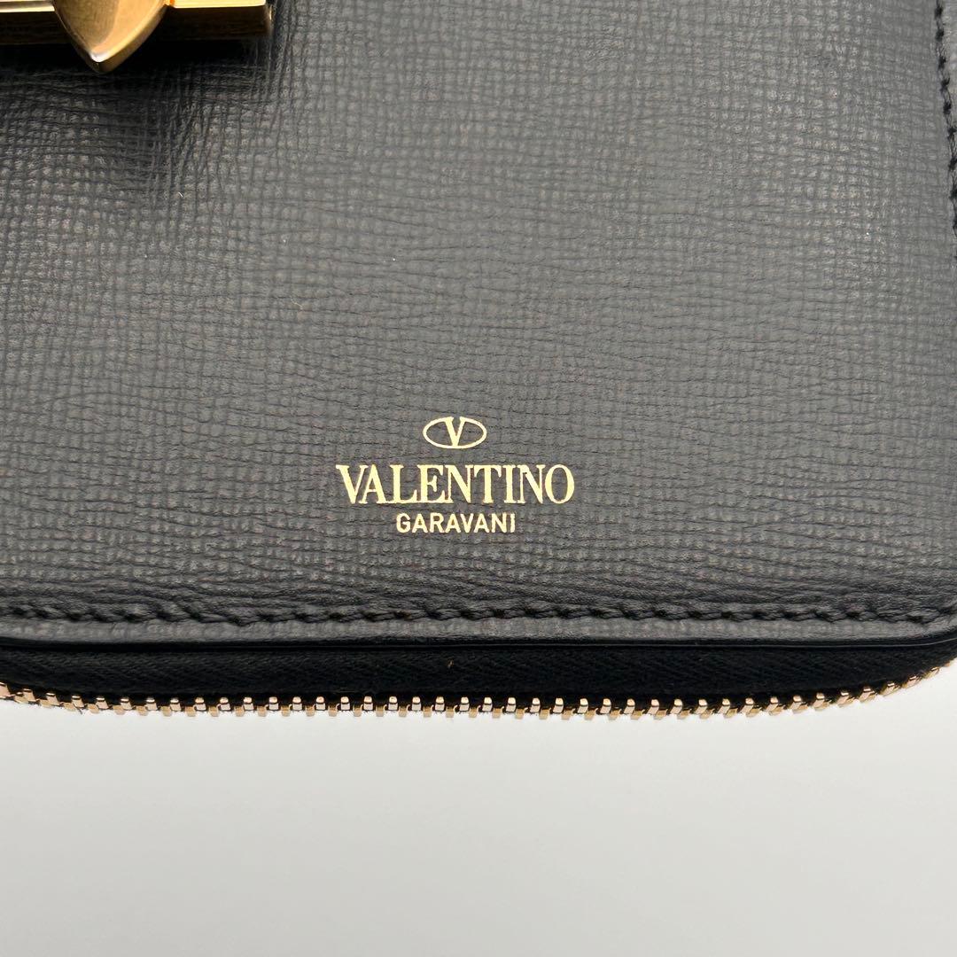 ✨極美品✨ VALENTINO ヴァレンティノ 二つ折り財布 高級 希少性大✨