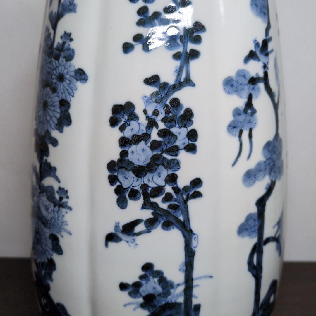 山本長左 作 九谷焼 青華 吉祥樹花紋 花瓶 「雅(みやび)」高さ約37cm