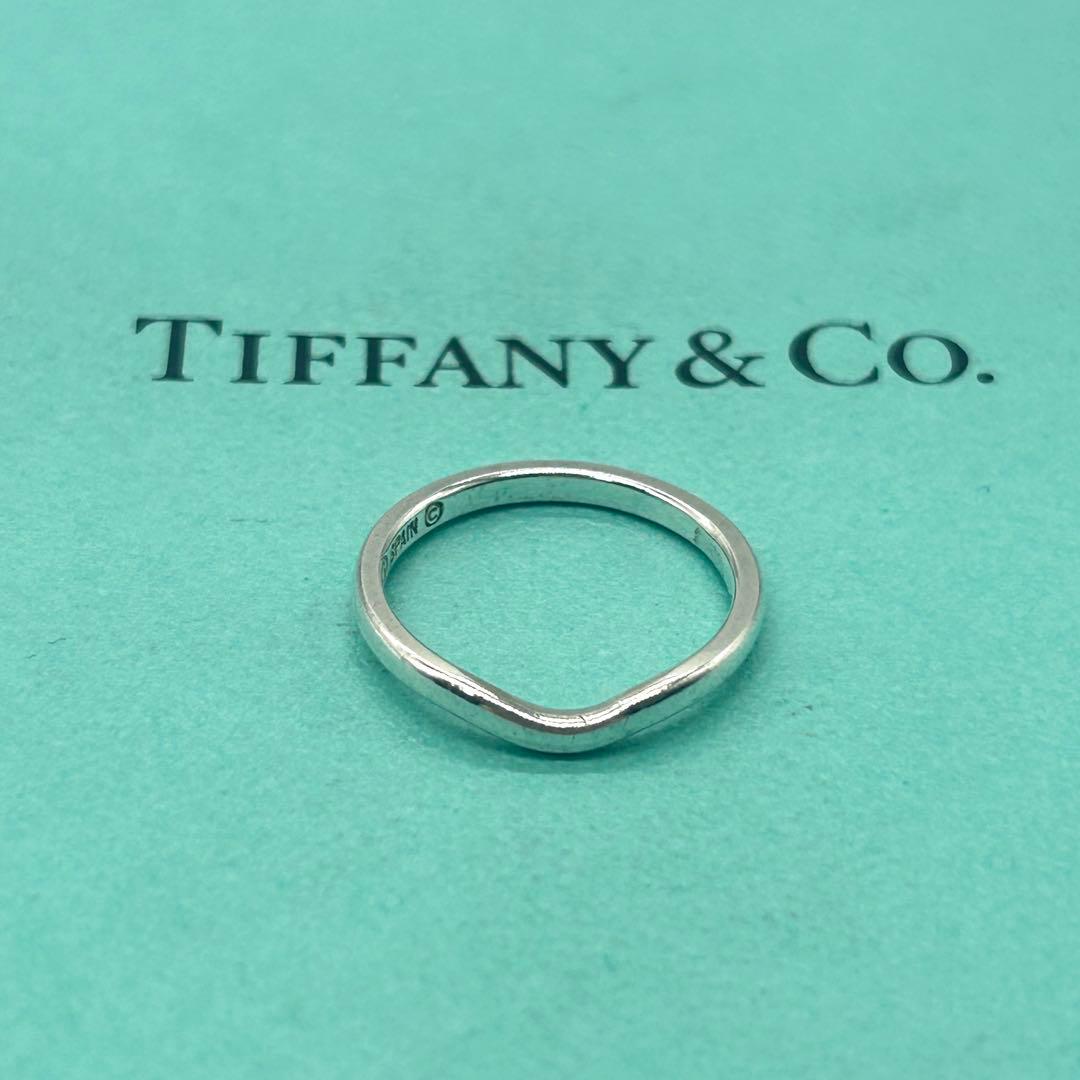 ティファニー　カーブド　バンド　リング　11号　シルバー