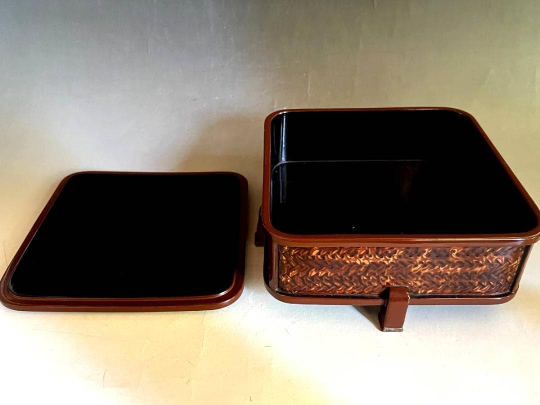 菓子器■ぬし 嘉兵工 四つ足 漆器 塗り 四角 菓子鉢 共箱 時代物 骨董品■