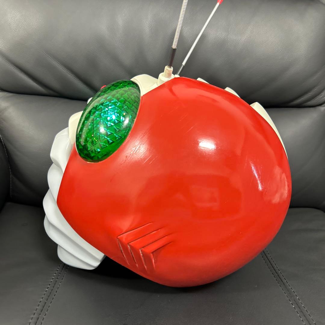 仮面ライダーV3 1/1スケール　マスク　発光あり　レトロ